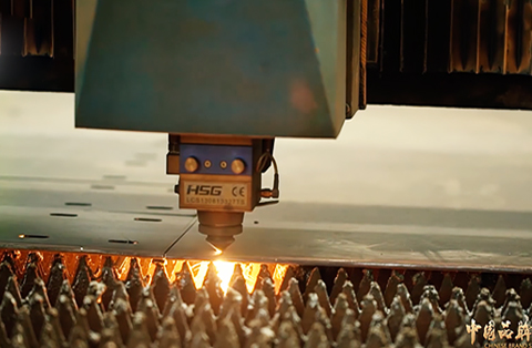 專業(yè)激光切割機(jī)